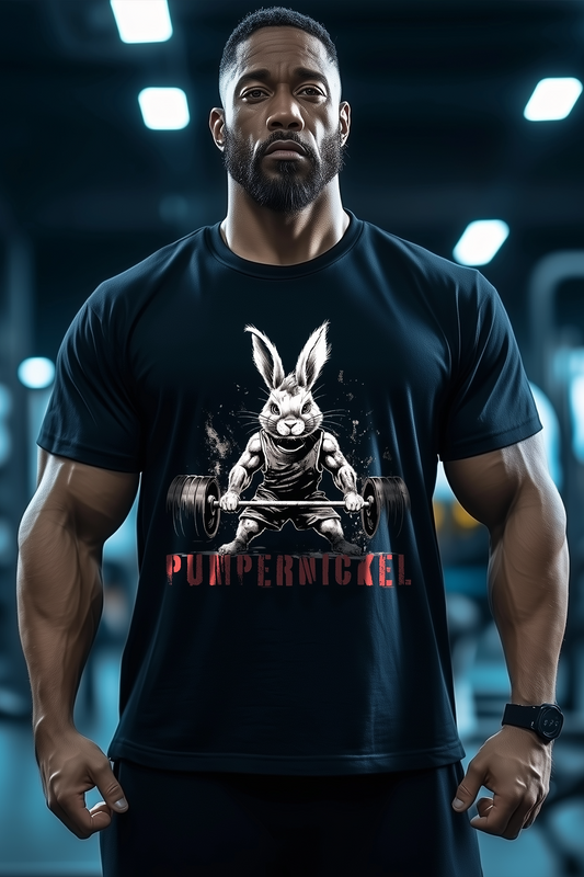 T-SHIRT in der Farbe schwarz. Das Shirt ist in den Größen XXS bis 5XL erhältlich. Der Stoff hat ein Gewicht von 180 GSM und ist aus 100 % gekämmter, ringgesponnener Bio-Baumwolle. Das ideale T-Shirt für alle Bodybuilder und Kraftspotler.