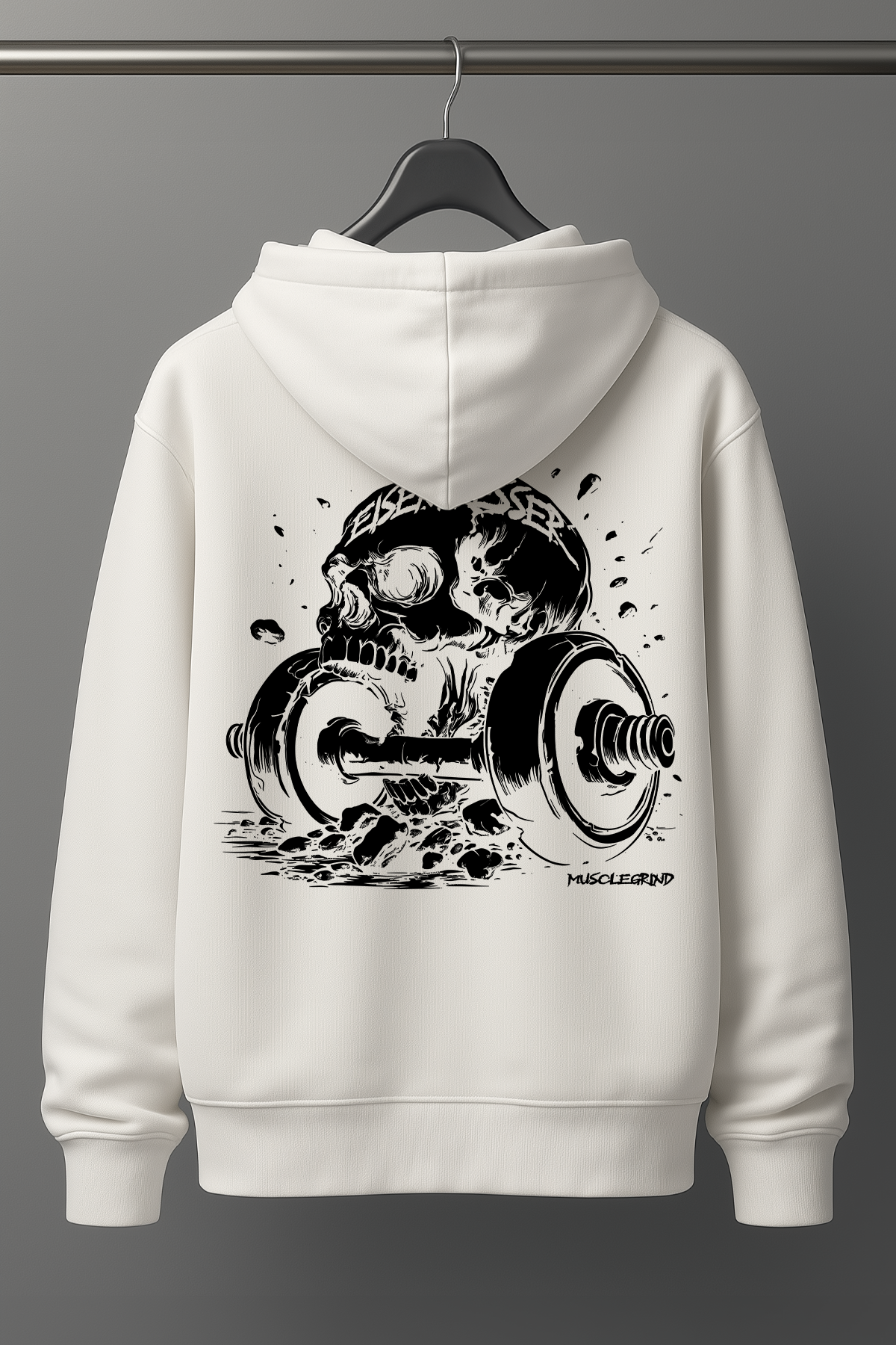 Der weiße Oversized Hoodie ist ideale für alle, die Bodybuilding, Kraftsport und Fitness mit Leidenschaft leben. Der lockere Schnitt bietet maximale Bewegungsfreiheit, perfekt für Brusttraining, Kreuzheben, Schulter-Workouts oder Kniebeugen. Der Hoodie hält dich warm beim Aufwärmen und sorgt für Komfort nach intensiven Trainingseinheiten. Ein Must-Have für den echten Gym-Lifestyle. Der Hoodie ist robust, sportlich und gleichzeitig stylisch. Damit bist du im Gym und auf der Straße ein echter Hingucker.