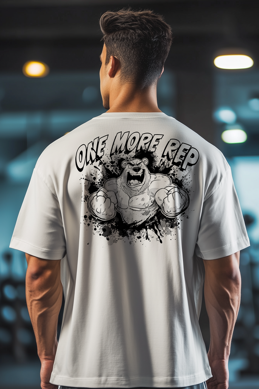 Die übergroßen Shirts in Premiumqualität für Bodybuilder. Das Oversized Shirt ist in den Größen XS bis 4XL erhältlich. Der Stoff ist aus schwerer Baumwolle und hat ein Gewicht von 240 GSM. Er besteht aus 100 % Baumwolle. Das ideale Shirt für alle Bodybuilder und Kraftsportler. Wir verwenden nur umweltfreundliche Verpackungen.