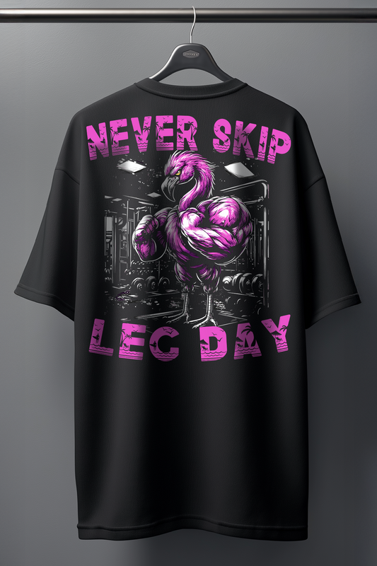 Die Oversized Shirts in Premiumqualität für Bodybuilder. Das Oversized Shirt ist in den Größen XS bis 4XL erhältlich. Der Stoff ist aus Heavy Cotton und hat ein Gewicht von 240 GSM. Er besteht aus 100% Baumwolle. Das ideale Shirt für alle Bodybuilder und Kraftsportler. Wir verwenden nur Umweltfreundliche Verpackung. 