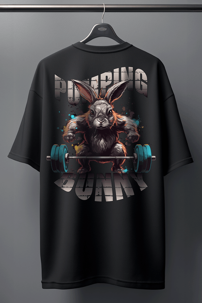 Die Oversized Shirts in Premiumqualität für Bodybuilder. Das Oversized Shirt ist in den Größen XS bis 4XL erhältlich. Der Stoff ist aus Heavy Cotton und hat ein Gewicht von 240 GSM. Er besteht aus 100% Baumwolle. Das ideale Shirt für alle Bodybuilder und Kraftsportler. Wir verwenden nur Umweltfreundliche Verpackung. 