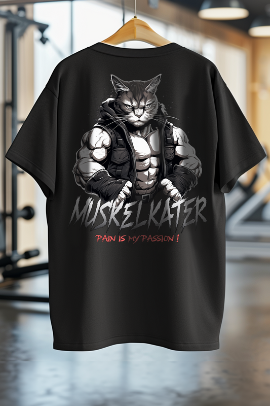 Die Oversized Shirts in Premiumqualität für Bodybuilder. Das Oversized Shirt ist in den Größen XS bis 4XL erhältlich. Der Stoff ist aus Heavy Cotton und hat ein Gewicht von 240 GSM. Er besteht aus 100% Baumwolle. Das ideale Shirt für alle Bodybuilder und Kraftsportler. Wir verwenden nur Umweltfreundliche Verpackung. 